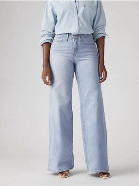 Levi's Light Blue Wide-Leg High-Rise Jeans
